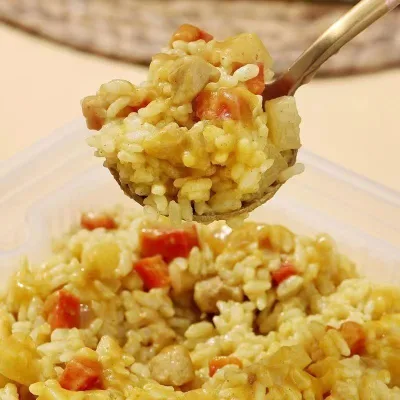 China Hot Sale Laweike Self Heating Rice Meal with 5 Flavors HACCP Certified Box Packaging