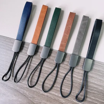 New Leather PU Leather Eco-Friendly Men's High-grade Anti-lost Car Keychain with Creative Pendants Gift