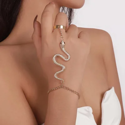 Hand Chain Bracelet Boho Snake Finger Ring Bracelet Slave Chain Hand Harness Bracelet Dainty with Open Band Ring