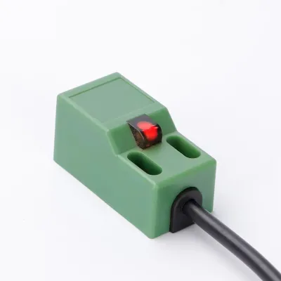 Square proximity switch NPN PNP 3 wire SN04-N 24VDC inductive switch inductive metal sensor