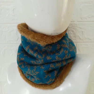 Custom Jacquard Fuzzy Neckerchief Cycling Scarf Versatile Face Warm Knitted Neckwarmer for Winter