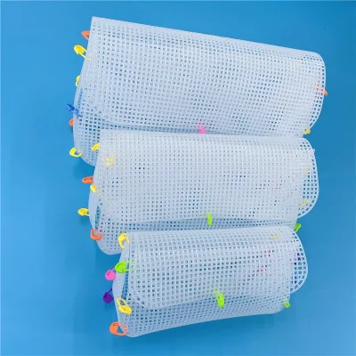 Plastic Weaving Mesh Cloth for DIY Handcraft Bags-Fashion Crochet Material with Latch Hook and Grid Design