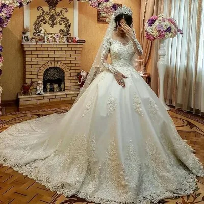 Beautiful Plus Size Princess Lace Muslim Wedding Gown