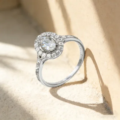Elegant New Design S925 Fine Finger Jewelry Female 0.5ct Egg Shaped Diamond Hollow halo Oval Shaped Gra Moissanite Eternity Ring