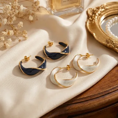 New Simple Gold Plated Irregular Semi Circle Hoop Earring Enamel Purple Oil Dripping Twist