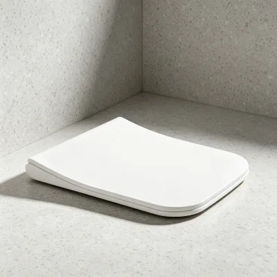 Durable White PP Toilet Seat Cover, Lightweight Square Plastic Bathroom Lid with Smooth Surface and Impact-Resistant Material