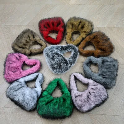 New Plush Handbags Autumn and Winter Small square Bag Faux Raccoon Fur Shoulder Bag