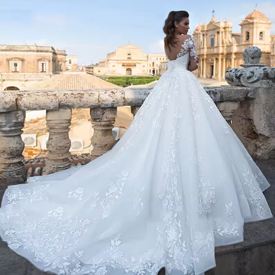 Customized Long Sleeve Gold Luxury Wedding Dress Bridal Gowns