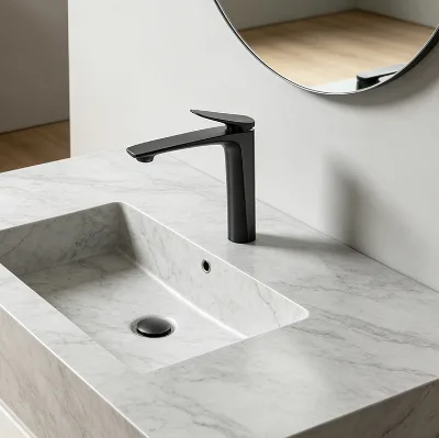 Luxury Modern Bathroom Brass Single Handle Single Hole Deck Mounted Lavatory Basin Faucet with Hot and Cold Water Taps