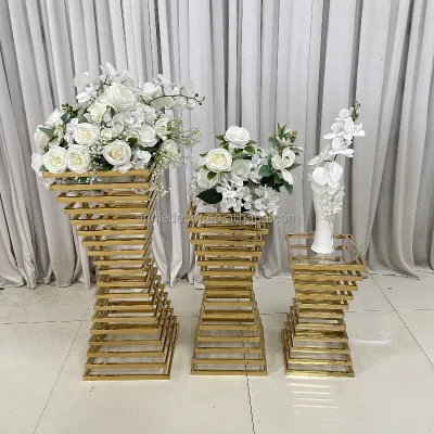 Wholesale 3PCS Modern Gold Metal Flower Stand High Quality for Event Table Decor and Wedding Decoration