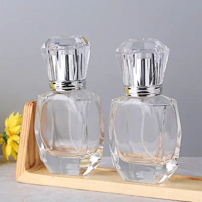 Customized Portable Glass Press Small Spray Bottle 30ml Perfume Bottle High-end Hydrating Spray Bottle