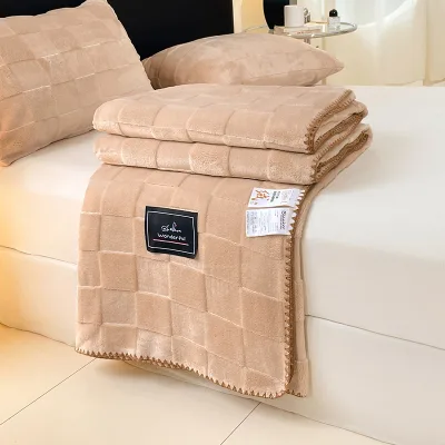 Velvet Throw Blanket Soft Plush Reversible Sherpa Back Blanket for Bed Sofa