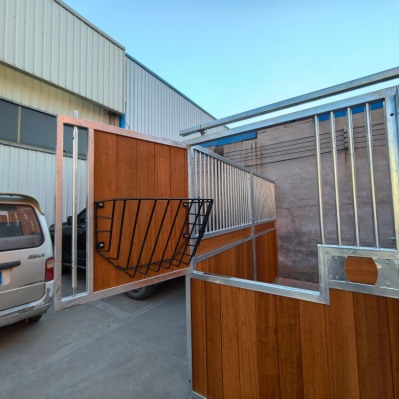 Farm Horse Stable Kit with Steel Frame for Horse Riding
