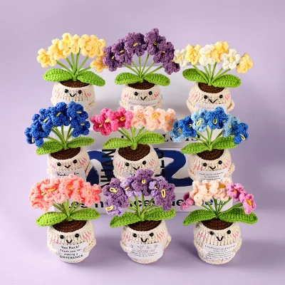 Finished Wool Hand-Knitted Crocheted Artificial Flowers Positive Energy Eco-Friendly Modern Christmas Potted Ornaments