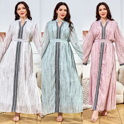 Elegant and Trendy Traditional Muslim Dress with Rhinestones Long for Women in Foreign Trade
