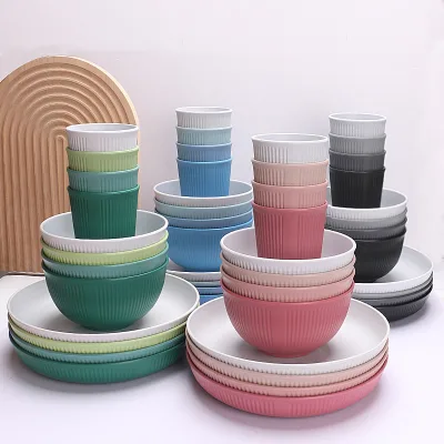Wheat Straw Colored Vertical Patterned Bowl, Cup, and Plate Set for Four People