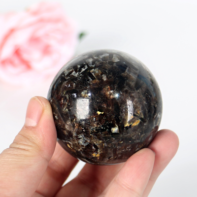 Wholesale Natural Crystals Stones Crafts Crystals Healing Stones Golden Mica Crystal Sphere