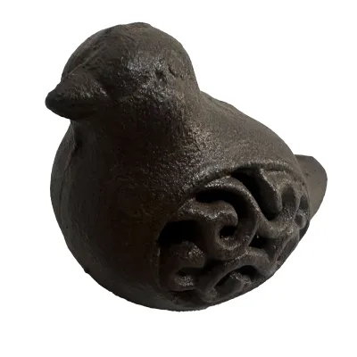 Contemporary Design Handmade Cast Iron Openwork Bird Ornament for Garden Courtyard Decoration