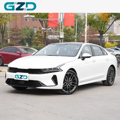 Chinese Cheap Automatic Automobile Luxury Sedan Kia K5 New Petrol New Auto Car 2025 Kia K5 Gasoline Car for Sale