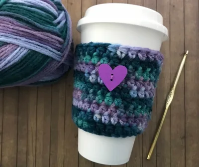 Wholesale Hand Crochet Reusable Mug Sleeve Cold Drink Sleeve Coffee Cup Sleeve Customized Color and Size