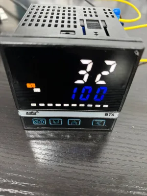 XRKC BT6-AK High Precision LCD Display RS485 Modbus Intelligent PID Digital Temperature Controller ABS OEM Manual Auto 4-20mA