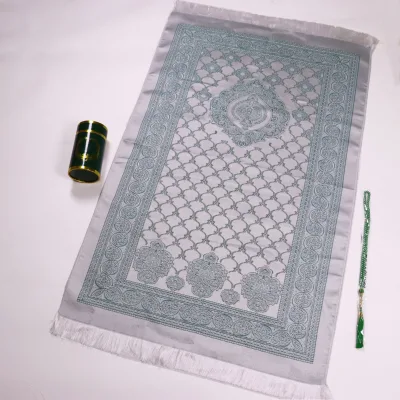 Wholesale Portable Muslim Turkish Prayer Mat Rug Floral Square Eid Festival Gift Beads Satin Pouch Washable Travel Friendly