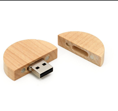 USB 2.0 Wooden Maple Round  Design - 16 GB Usb  Flash Drive