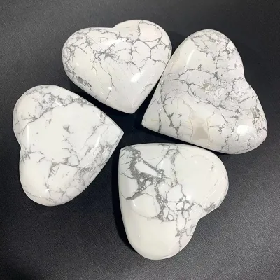 Natural Crystal White Howlite Heart Crystal Healing Stone Howlite Crystal Carving for Gifts
