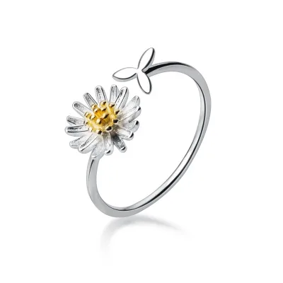 Women's Fashionable S925 Silver Daisy Open Ring Resizable for Daily Party or Anniversary Gift Use