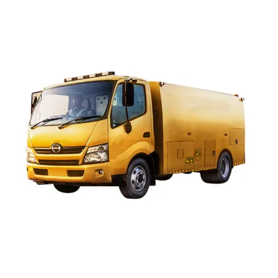Factory Direct Sale 6000 Liter Fuel Oil Tanker Truck Refueling Tanker Truck Customized