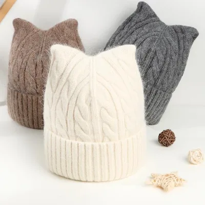 Hot Selling High Quality Raccoon Fur Women's Winter Beanie Hat Adjustable Solid Color Character Pattern Fashion Warm Adult