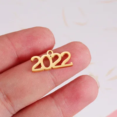 Metal Charms Stainless Steel Silver/Gold/Rose Gold Hollow Out Birth Year Number 2022 Tag Pendant Charm Pendant for Necklace