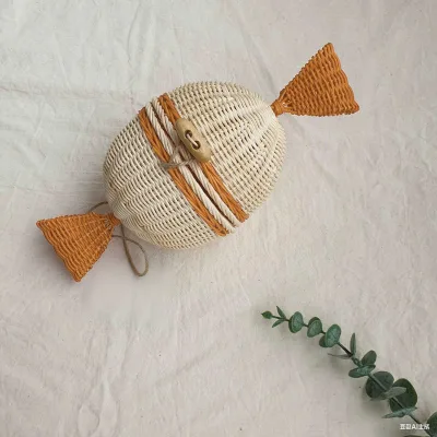 CHEAP Price Cute Rattan Candy Basket New Design Natural Rattan Storage Basket for Chocolate Candy