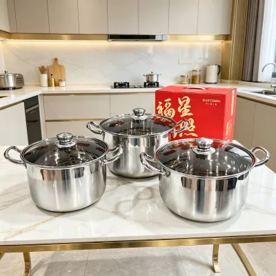 Stainless Steel Pot Available in Three Sizes: 26 Cm, 28 cm & 30 Cm,with Beautiful Giftbox Packing