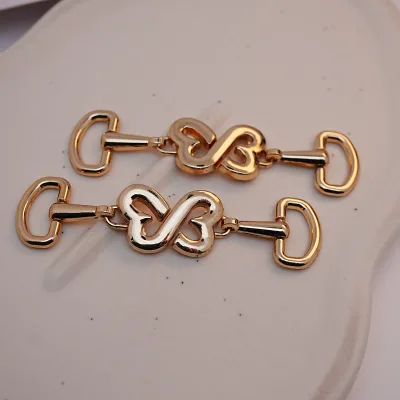 Electroplated Rose Gold Decorative Luggage Buckle Activity Butterfly Pattern Pin Buckles Durable Metal Material