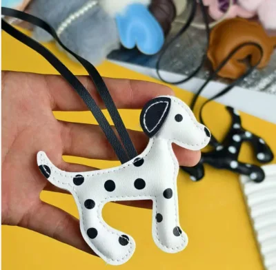 Cartoon Leather Dog Keychain Fashion PU Design Black Spot Dog Keyring Women's Backpacks Decor Cute Dalmatians Pendants Key Chain