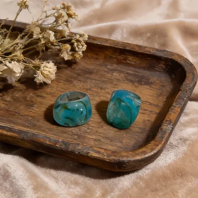 Resin Artistic Love Fashion Design Blue Green Pattern Ring for Chinese New Year Gift and Wedding Decoration