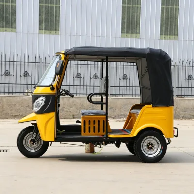 High Load 2 Row Electric Sightseeing Tricycle Long Battery Life Leather Frame Rain Canopy for City Tour