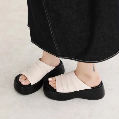 4cm Thick Platform slippers High-heeled Wedges slippers Beach Platform Sandals Hot Selling Women Wedge slippers Ladies Platform