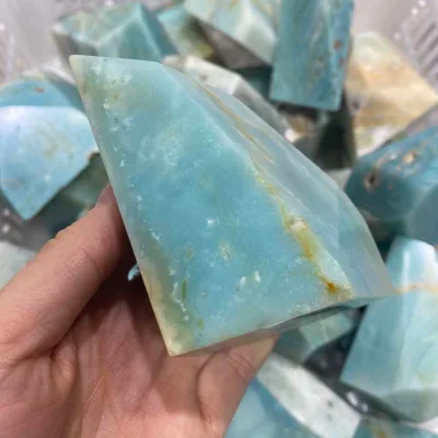 Donghai Wholesale High Quality Natural Rough Irregular Shapes Crystal Stone Sky Blue Raw Gemstone for Sale