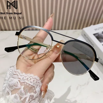 7119 Wholesale New Fashionable Photosensitive Color-Changing Eyeglasses Personalized Trend for Cross-Border Flat Lens Manufact