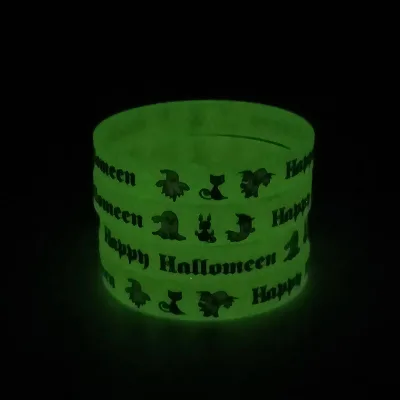 Hot Sale Halloween Silicone Wristband with Ghost and Cat Glowing in Dark Luminous Bracelet for Halloween Party Decoration