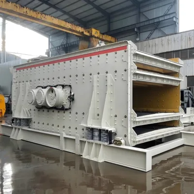 Hot Sale Mobile Heavy Duty Bearing & Engine Vibrating Screening Machine for Crusher Plant Aggregate Processing