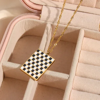 Fashion Black White Chessboard Pendant Necklace Niche Style Retro Trend Waterproof Titanium Steel Plaid Necklace Fashion Jewelry