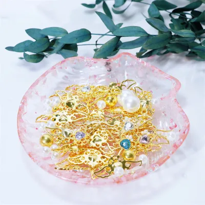 Wholesale Crystals Healing Stones Resin Crystal Chips Shell-shaped Bowl Plate for Decoration