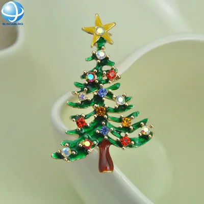 Newest Fashion Jewelry Christmas Tree Brooches Crystal Green Tree Decoration Pin for Luxury Women