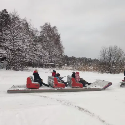 Outdoor Winter Fun Inflatable Snow Sled Floating Big Sup Platform with Sofas for Adults and Kids