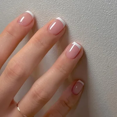 24 PCs Short Square French Press on Nails White French Glossy Finish Minimalist Nails With 1 Jelly and 1 Nail File Full Cover