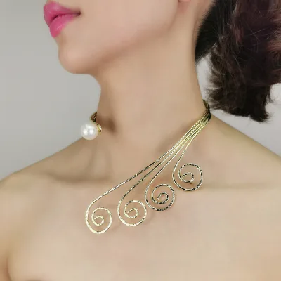 Fashion Elegant Gold Plated Imitation Pearl Beads Choker Necklace Geometric Multi-Layered Cartoon Pattern Phoenix Tail Necklace