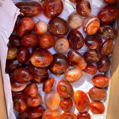Wholesale Polished Crystal Palms Stones Carnelian Palm Stone for Home Decoration